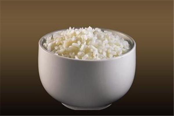 米饭有蛋白质吗 米饭里面含少量的蛋白质