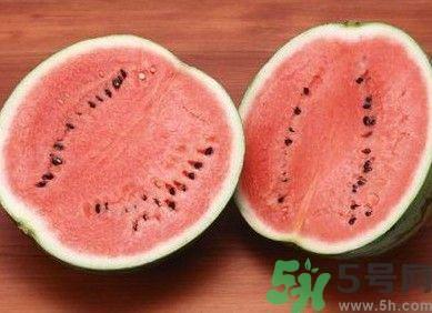 西瓜能和牛奶一起吃吗？西瓜和牛奶一起吃好吗？