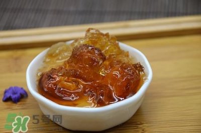 ​银耳可以加蜂蜜吗?蜂蜜和银耳汤能混合吃吗