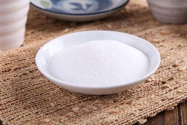 食盐吃多了有什么危害 食盐一天吃多少合适