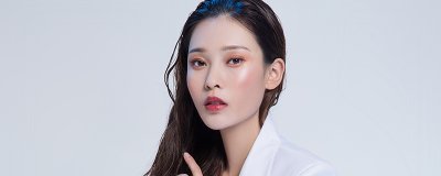 ​染黑发伤头发吗