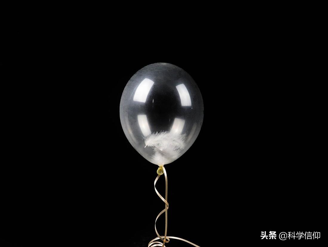 气球是什么材料做的(气球是氢气还是氦气)