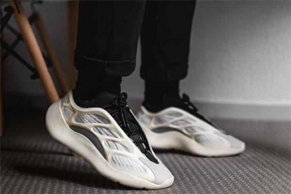 yeezy 700 v3异形真假对比 椰子700v3异形真假鉴定
