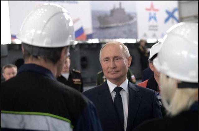 世界各国的两栖攻击舰（绝不向美国低头）(6)