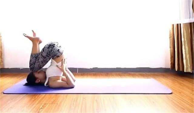 5个步骤完成肩倒立：学会几个关键技巧，倒立再也不难了！