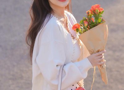 ​18岁女孩单相思暗恋一个男孩(暗恋或者单相思一个男人怎么办)