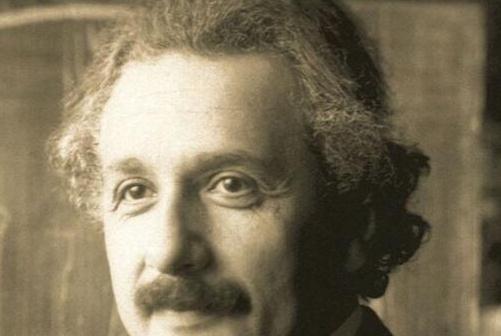 爱因斯坦死前曾说：我只是先一步离开这个世界！到底是什么意思？