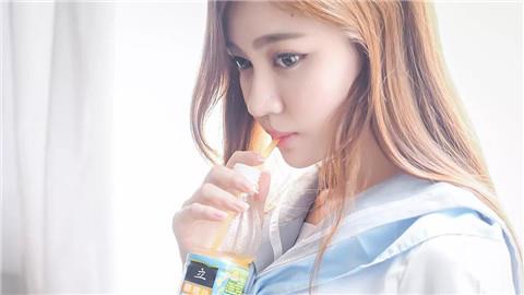 话题尽量围绕女生