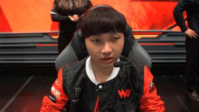 WE女粉竟以“陪睡”拉票兮夜? 是确有其事, 还是别有用心