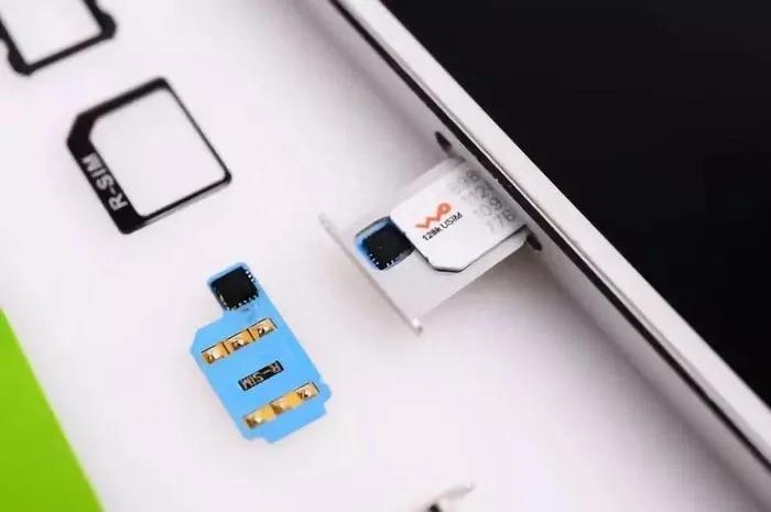 苹果手机卡贴是什么(卡贴机跟正常机的区别)