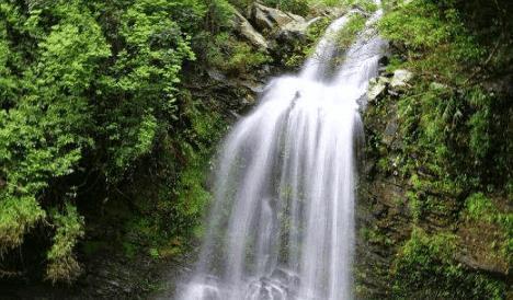 中国一瀑布很“诡异”,下雨时会出现“新娘”身影,曾被列为禁地