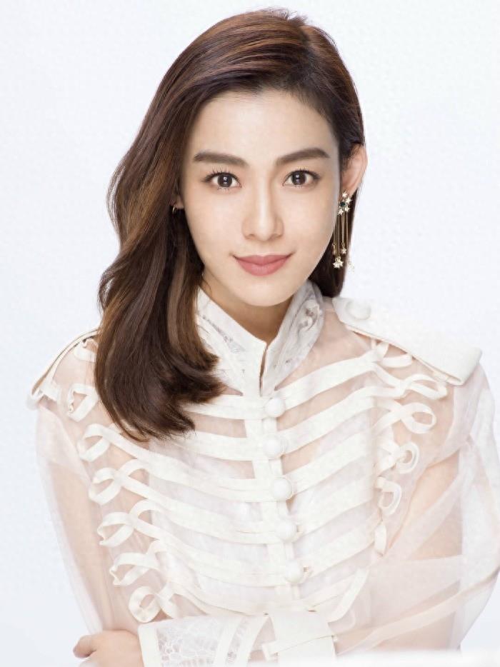 华语女歌手范玮琪