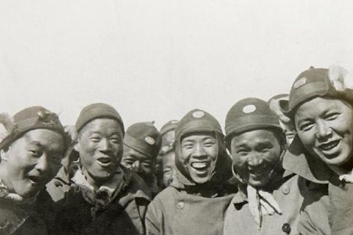 眯眯眼为什么是歧视动作