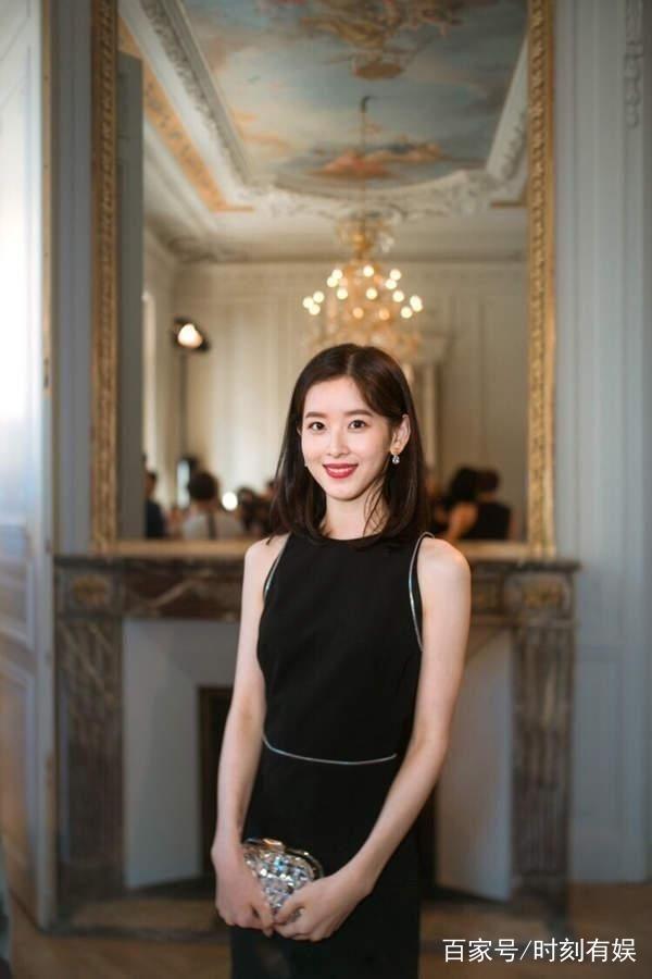 “奶茶妹”朋友圈终于曝光，原来她也是如此脆弱