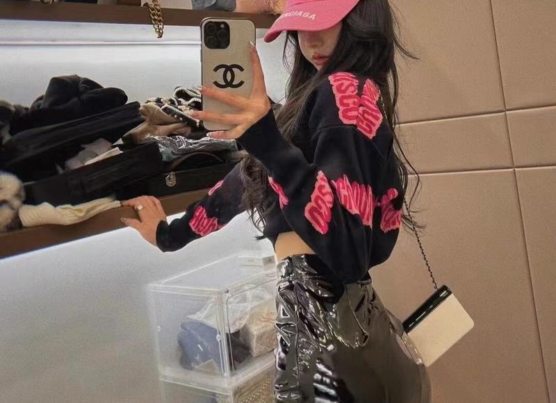 去超市灌香肠，让我发现，和菜市场灌的香肠差别太大了！