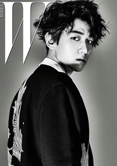 太撩人！快看WuliEXO边伯贤酷帅照片大集锦！