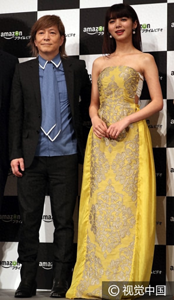 “麻辣教师”藤原纪香露肩红裙尽显优雅 池田依来沙走中国风、藤冈靛帅气