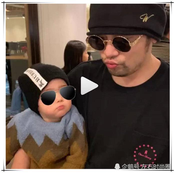 小周周正面照,嘴巴像极了周杰伦,网友墨镜下是大眼还是小眼