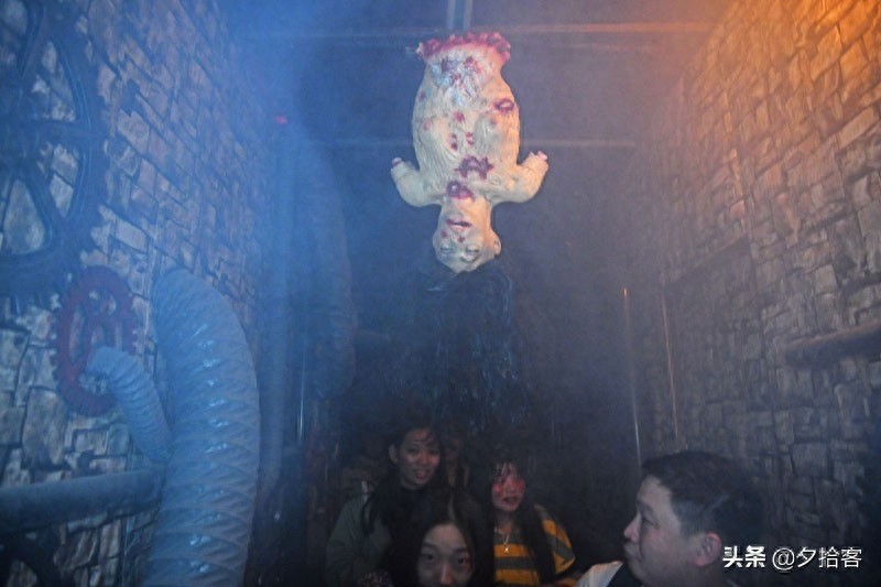 武汉欢乐谷万圣欢乐节 全新鬼屋令人心潮澎湃