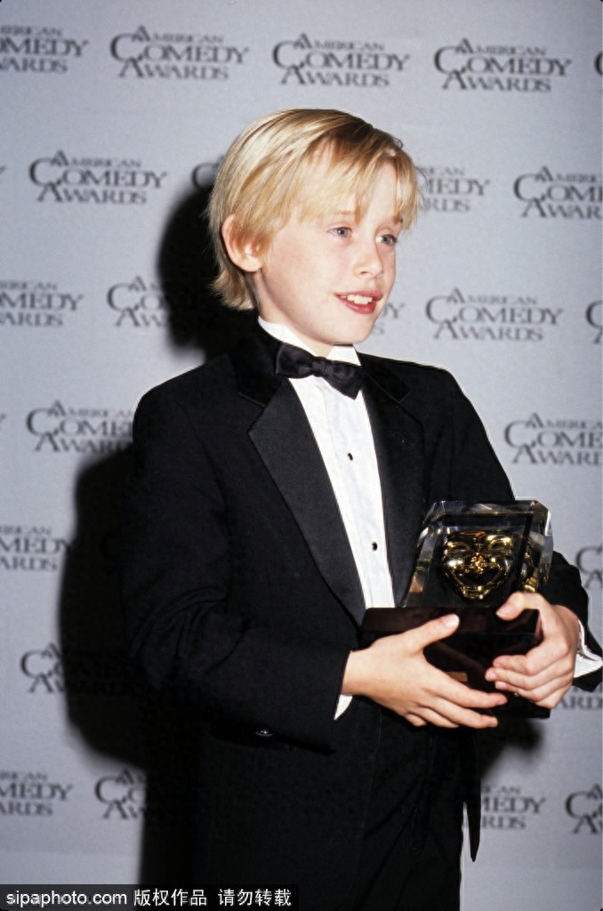 他因《小鬼当家》成为最火童星 14岁就赚800万 长大后却一蹶不振