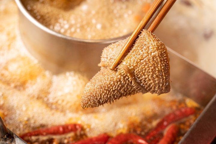 毛肚烫几秒最合适（教你火锅涮毛肚的新吃法）