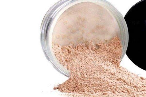 用刷子怎么取散粉 正确使用刷子上散粉