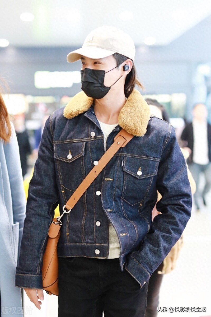 被誉为“猫系小鲜肉”的郑业成，不仅俊朗帅气，对待事业十分敬业