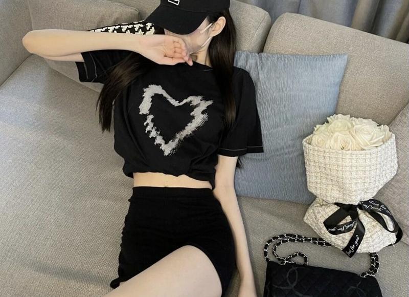 我妈做保姆二十年，常被人嫌弃看不起，她却倒贴20万把我嫁出去