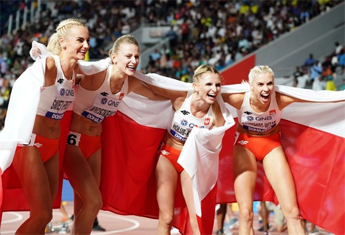 田径——女子4X400米接力决赛赛况