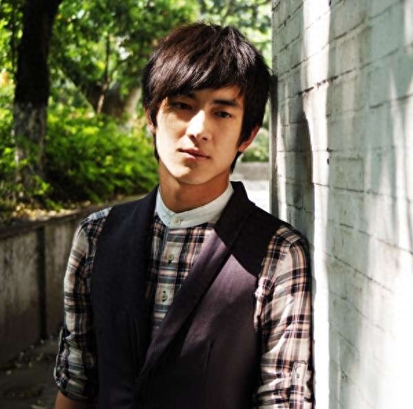 “纵能七十二变，初心始终如一” 29岁林更新生日快乐