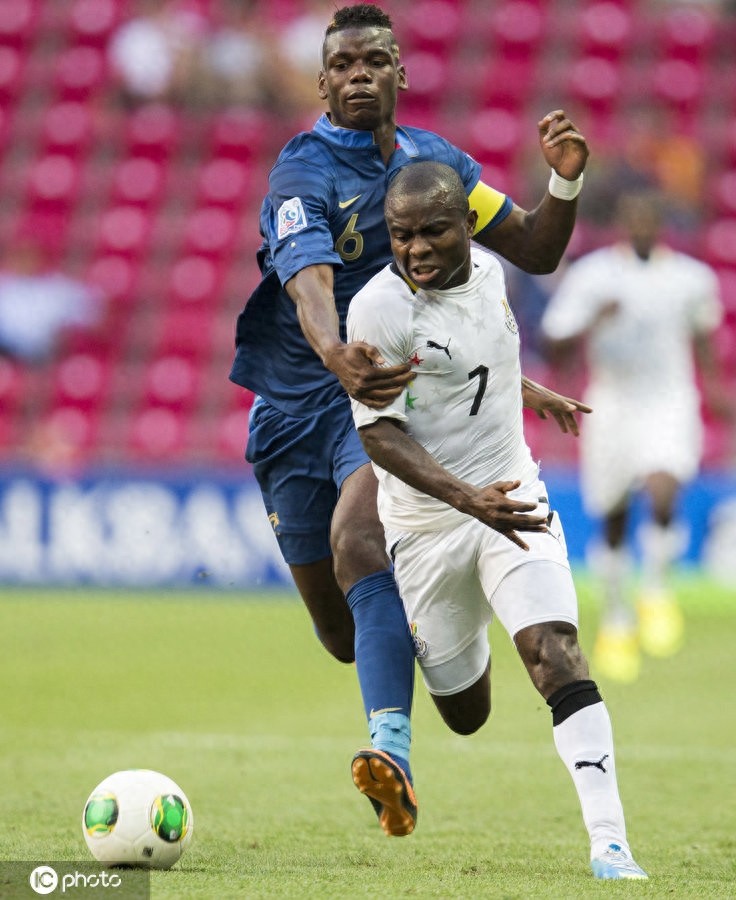 长发飘飘的佩莱你见过吗？带你看现役中超外援的世青赛旧照